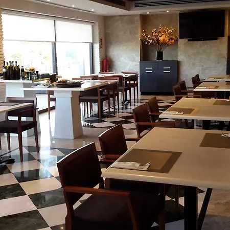Avent Verahotel 4*