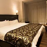 Avent Verahotel Hotel 4*