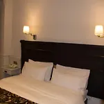 Avent Verahotel Hotel