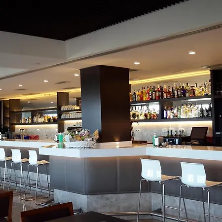 Avent Verahotel 4*
