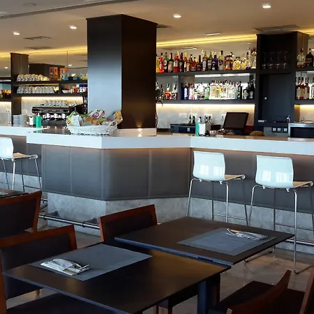 Avent Verahotel 4*